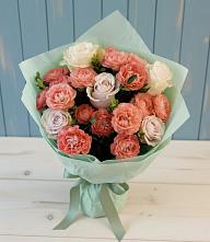 Букет цветов из:  Розы в Исламее