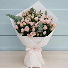Букет цветов из:  Розы в Исламее