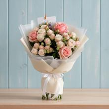 Букет цветов из:  Розы в Исламее