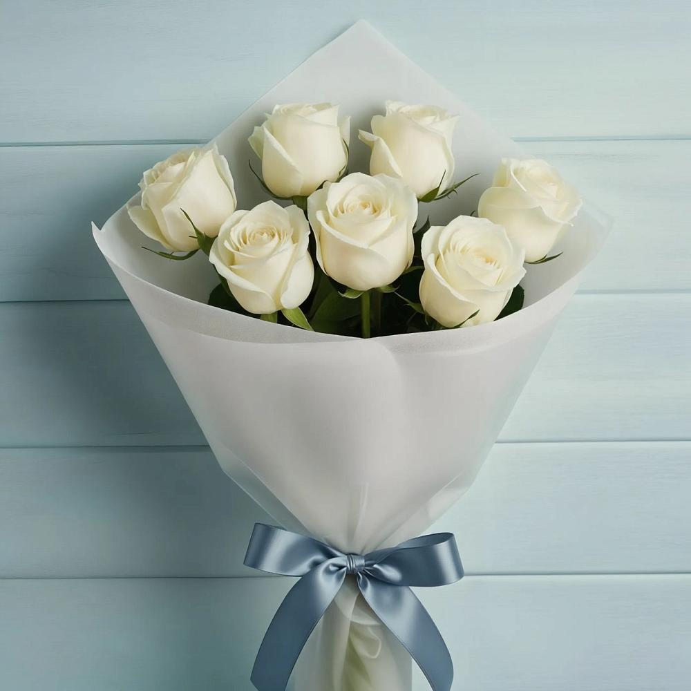 Букет 7 Белых роз Эдлесс Лав в Исламее
